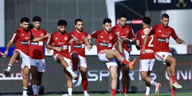 كولر يستبعد محمود كهربا من مران الأهلي