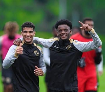 صور مران الزعيم استعدادا لمباراة الاتحاد ضد فارنزي الودية 5