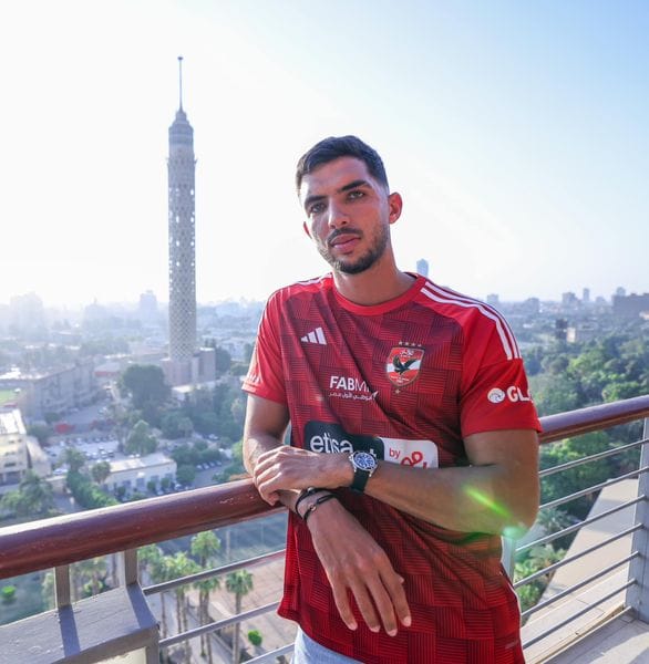 صور وفيديو صفقة الاهلي الجديدة 4