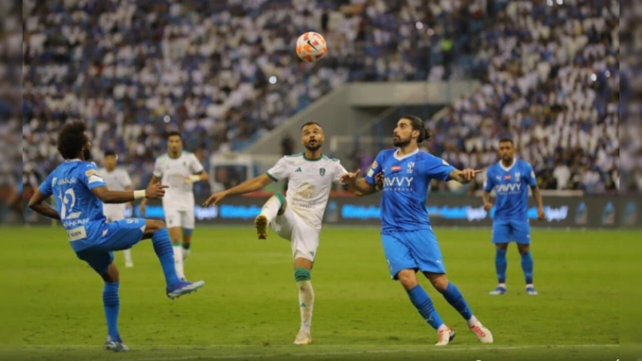 غيابات كلاسيكو الأهلي والهلال