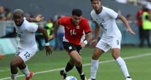 تطورات إصابة زيزو قبل مواجهة فرنسا..وطبيب المنتخب يوضح حالته