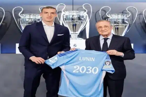 تجديد عقد أندري لونين حتى 2030: ريال مدريد يستثمر في مستقبل حارس مرماه