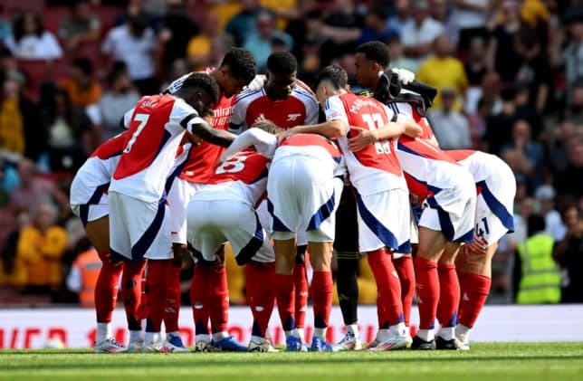 القنوات الناقلة لمباراة أرسنال وإيفرتون اليوم السبت في الدوري الإنجليزي 2025/2024