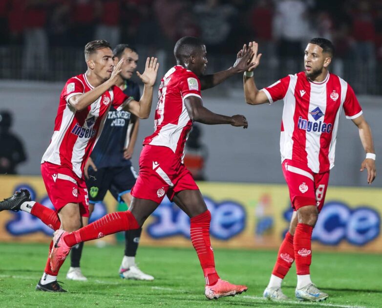 موعد مباراة الرجاء والوداد في الدوري المغربي