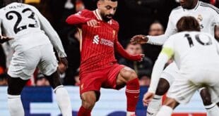 القنوات الناقلة لمباراة ليفربول وتوتنهام بالجولة الـ17 في الدوري الإنجليزي الممتاز 2024/2025