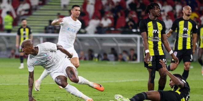 القنوات الناقلة لمباراة الاتحاد والنصر اليوم الجمعة في الدوري السعودي 2025/2024 والقنوات الناقلة