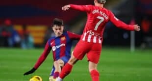 معلق مباراة برشلونة وأتلتيكو مدريد اليوم في الدوري الإسباني 2025/2024 والقنوات الناقلة