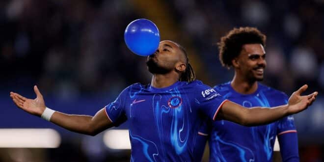 معلق مباراة تشيلسي وأستون فيلا اليوم في الدوري الإنجليزي 2025/2024 والقنوات الناقلة