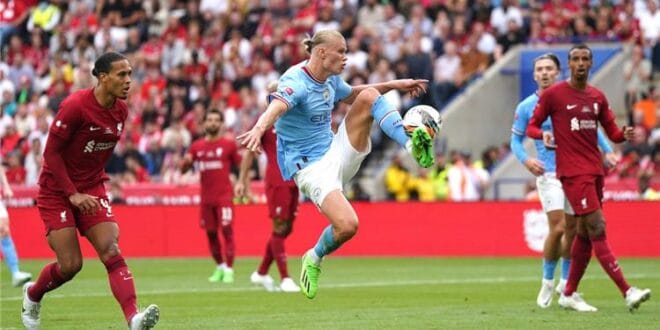معلق مباراة ليفربول ومانشستر سيتي اليوم في الدوري الإنجليزي 2025/2024 والقنوات الناقلة