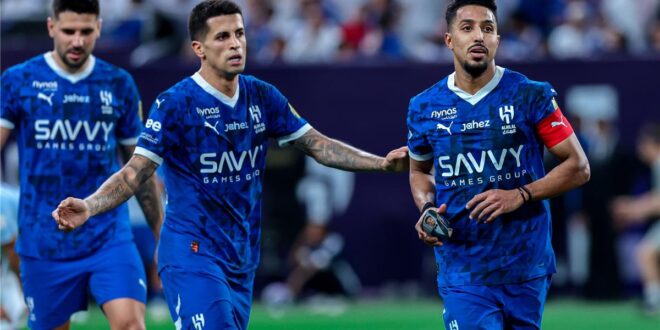 القنوات الناقلة لمباراة الهلال والأخدود اليوم الجمعة في الدوري السعودي 2025/2024