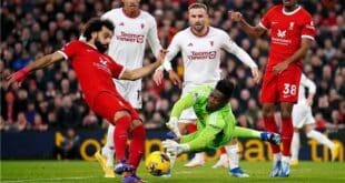 القنوات الناقلة لمباراة ليفربول ومانشستر يونايتد اليوم الأحد في الدوري الإنجليزي 2025/2024