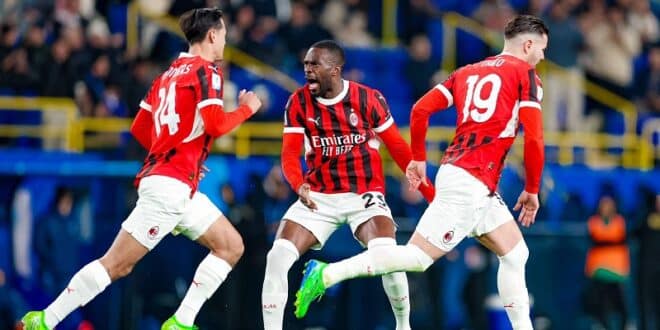 القنوات الناقلة لمباراة ميلان وكومو اليوم الثلاثاء في الدوري الإيطالي 2025/2024