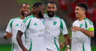 معلق مباراة الأهلي وضمك اليوم الجمعة في الدوري السعودي 2025/2024 والقنوات الناقلة