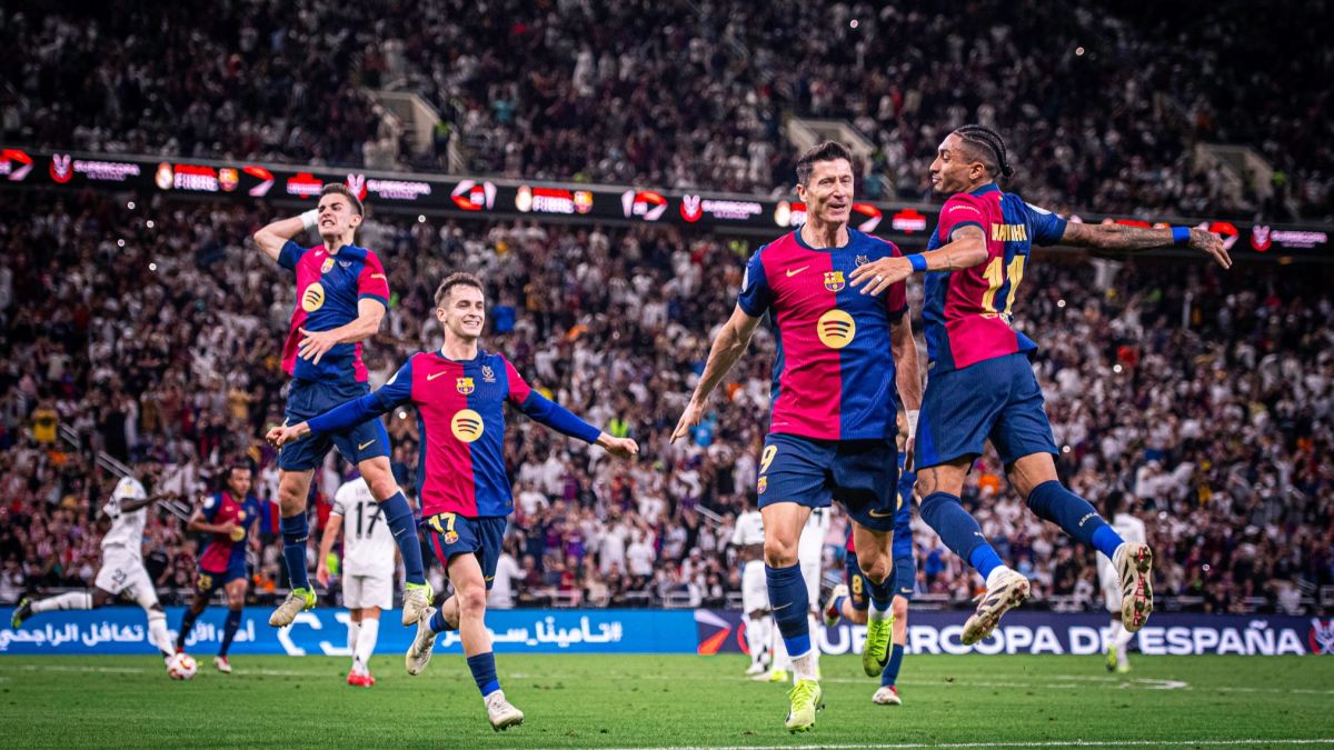 القنوات الناقلة لمباراة برشلونة وبنفيكا اليوم الأربعاء في دوري أبطال أوروبا 2025/2024