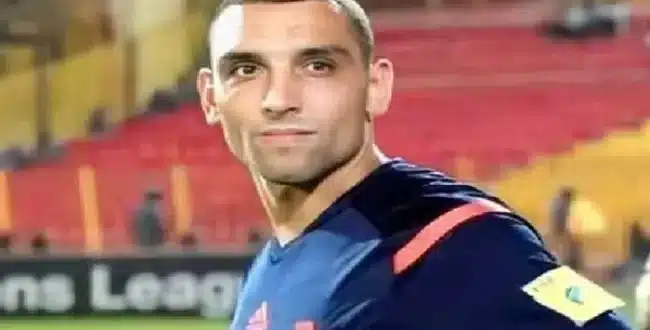 طاقم تحكيم مباراة الأهلي والزمالك اليوم