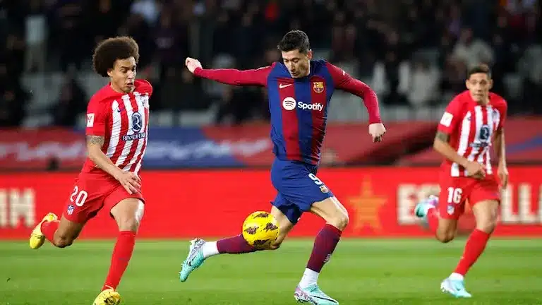 يلا شوت بث مباشر برشلونة ضد إنتر ميلان اليوم في دوري أبطال أوروبا 2025 – قمة الإياب النارية 4 القنوات المفتوحة الناقلة لمباراة برشلونة ضد إنتر ميلان 6 مايو 2025 وتردداتها كاملة