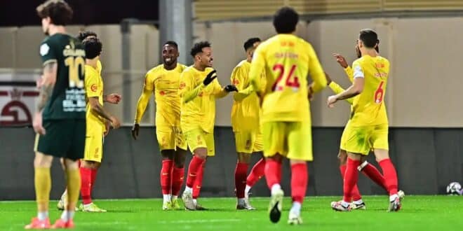 القنوات الناقلة لمباراة القادسية والخلود اليوم الجمعة في دوري روشن السعودي 2025/2024