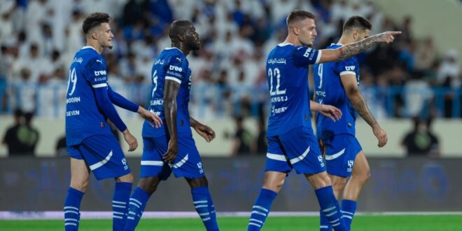 القنوات الناقلة لمباراة الهلال والقادسية اليوم الإثنين في دوري روشن السعودي 2025/2024