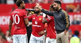 معلق مباراة مانشستر يونايتد وفولهام اليوم الأحد في الدوري الإنجليزي 2026/2025 والقنوات الناقلة