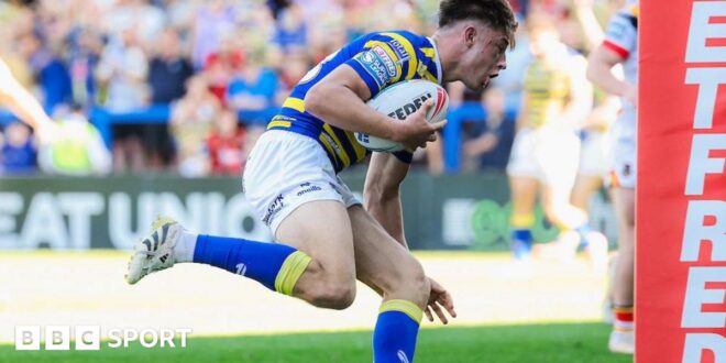 Super League: Warrington 26-12 Bradford - Wolves win again and go second