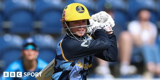 Daisy Jeanes career-best leads Glamorgan to big win over Derbyshire