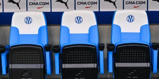 لقد تم ذلك! OM لديه مدربه الجديد